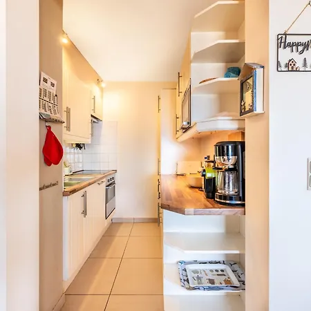 In With Seafront View, Cleaning Included Apartamento Koksijde