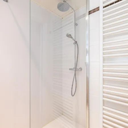 In With Seafront View, Cleaning Included *